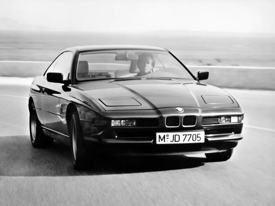  BMW 850i 1989 года  (фото 21 из 27)